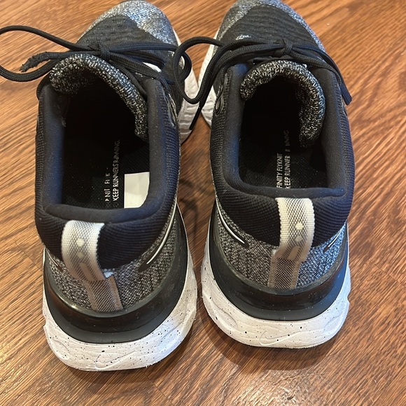 Nike React Infinity Run Flynit 2 used, good condition - Picture 4 of 7